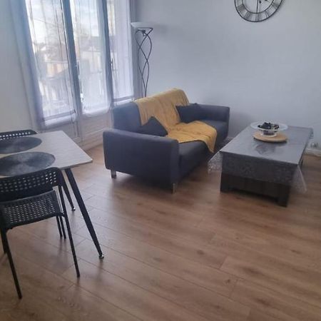 Chez Toni Apartment Troyes Luaran gambar