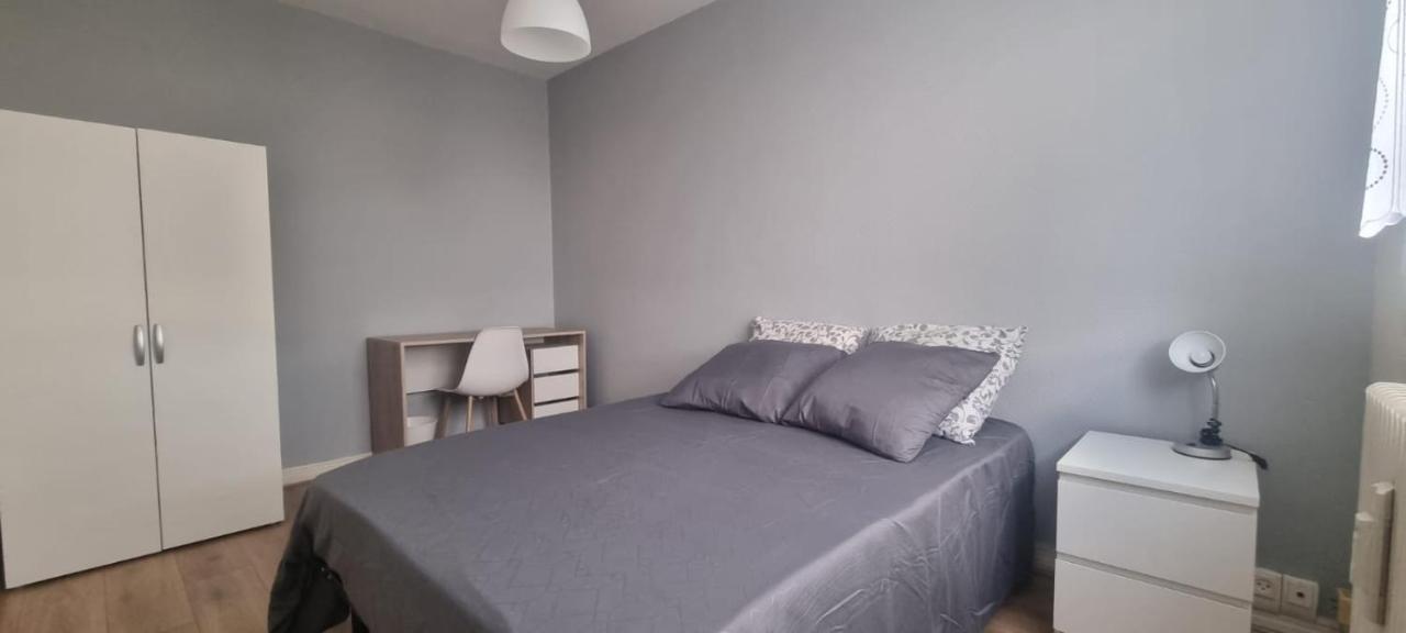 Chez Toni Apartment Troyes Luaran gambar